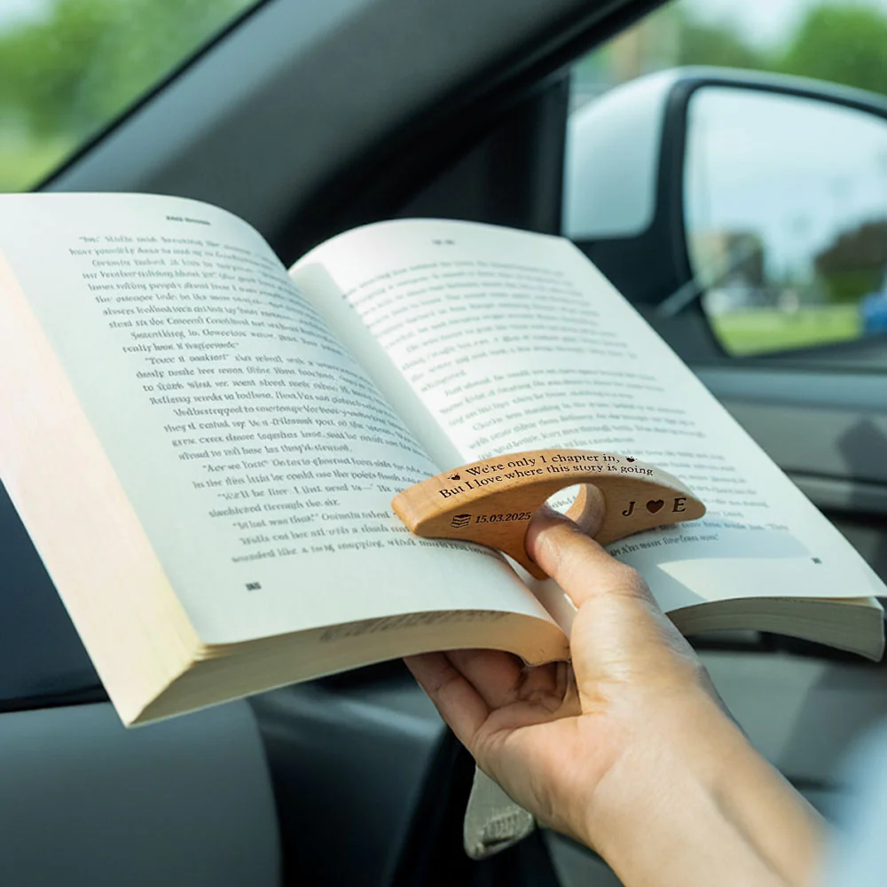 Just One More Chapter - Personalized Custom Book Page Holder - Image 4