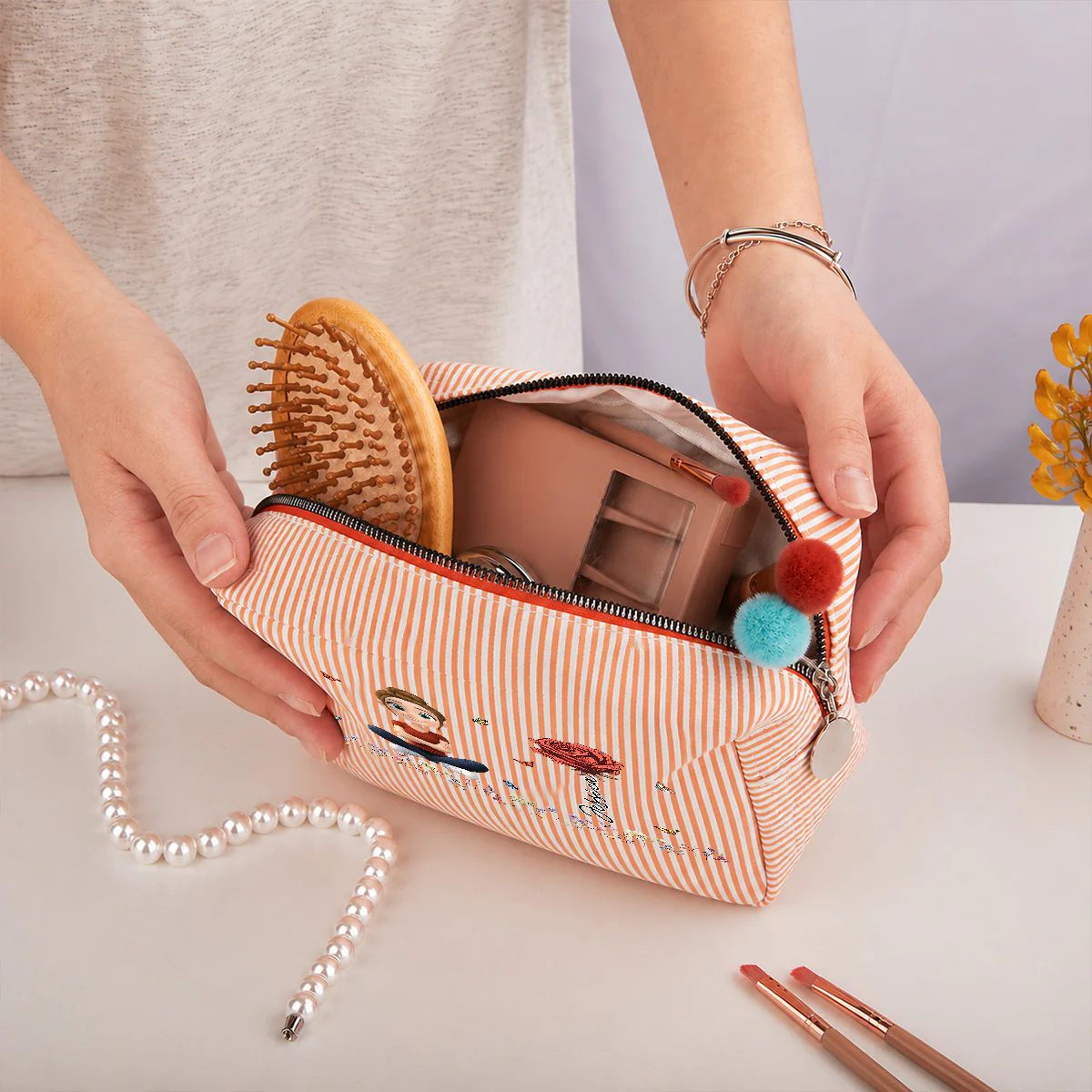 Vintage Floral Soul - Personalized Custom Seersucker Print Makeup Bag - Image 5